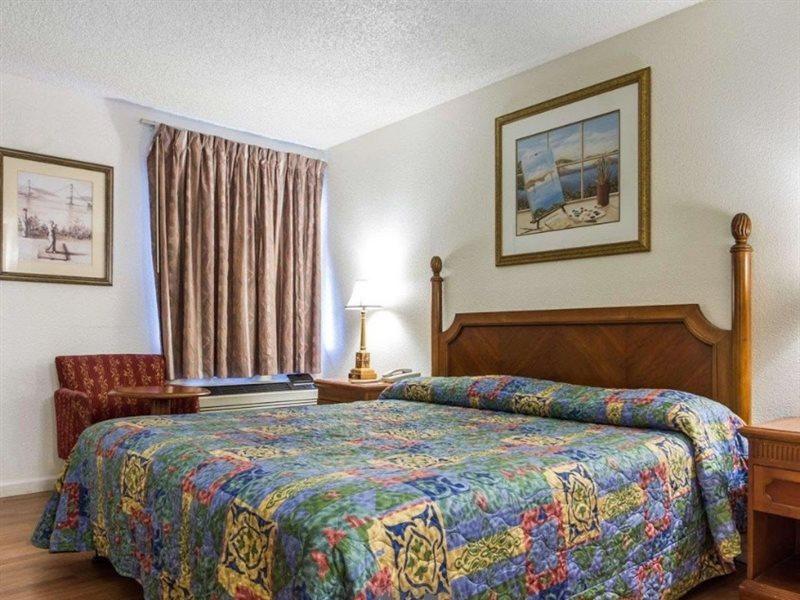 Rodeway Inn Vallejo Dış mekan fotoğraf